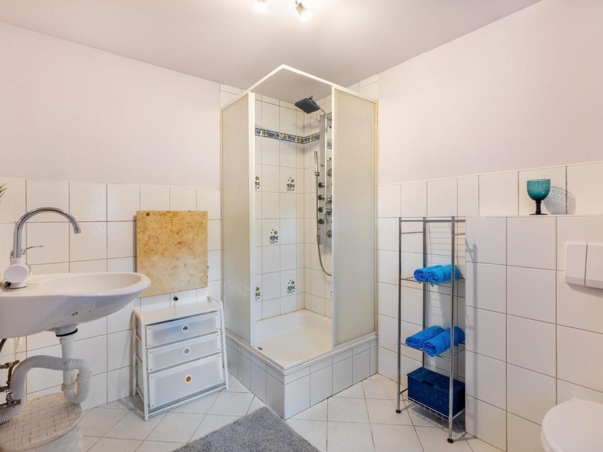 Snug Holiday Home In Divitz Spoldershagen Near Skydiving Extérieur photo