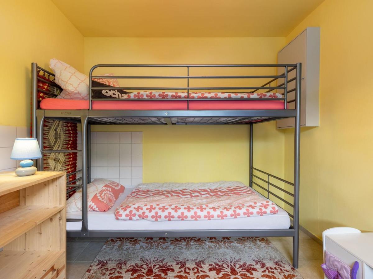 Snug Holiday Home In Divitz Spoldershagen Near Skydiving Extérieur photo
