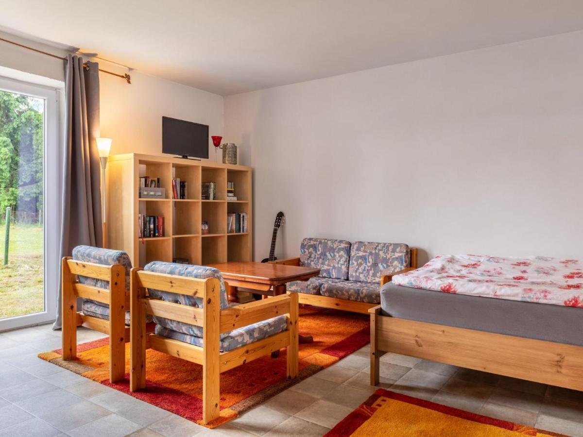 Snug Holiday Home In Divitz Spoldershagen Near Skydiving Extérieur photo