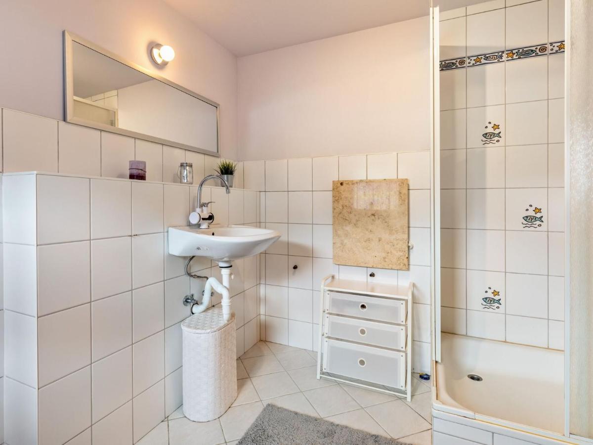 Snug Holiday Home In Divitz Spoldershagen Near Skydiving Extérieur photo